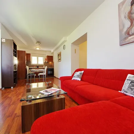 Appartement Korina *