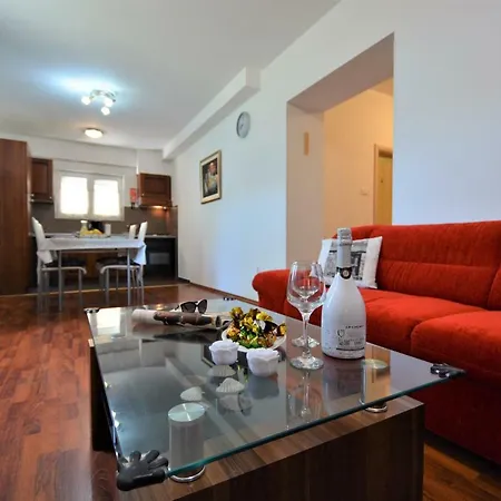 Korina Apartment