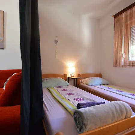 Διαμέρισμα Korina *