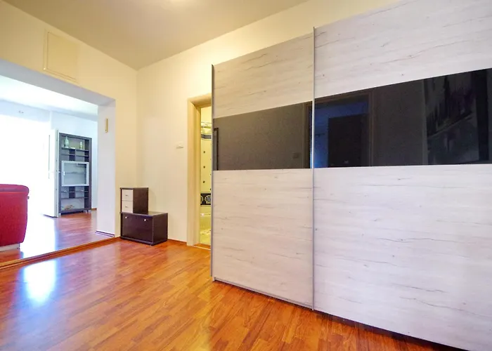 Апартаменти Korina *