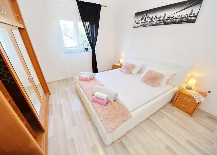 Апартаменти Korina